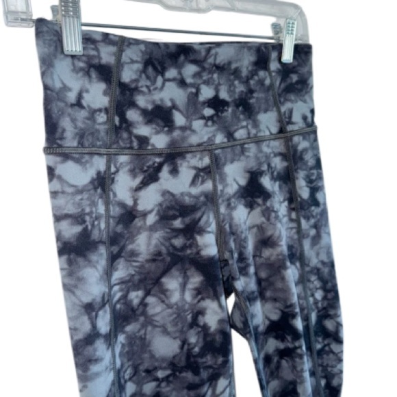 Athleta Gray Tie-Dye Salutation Powervita 7/8 Leggings Sz Small - Picture 5 of 11